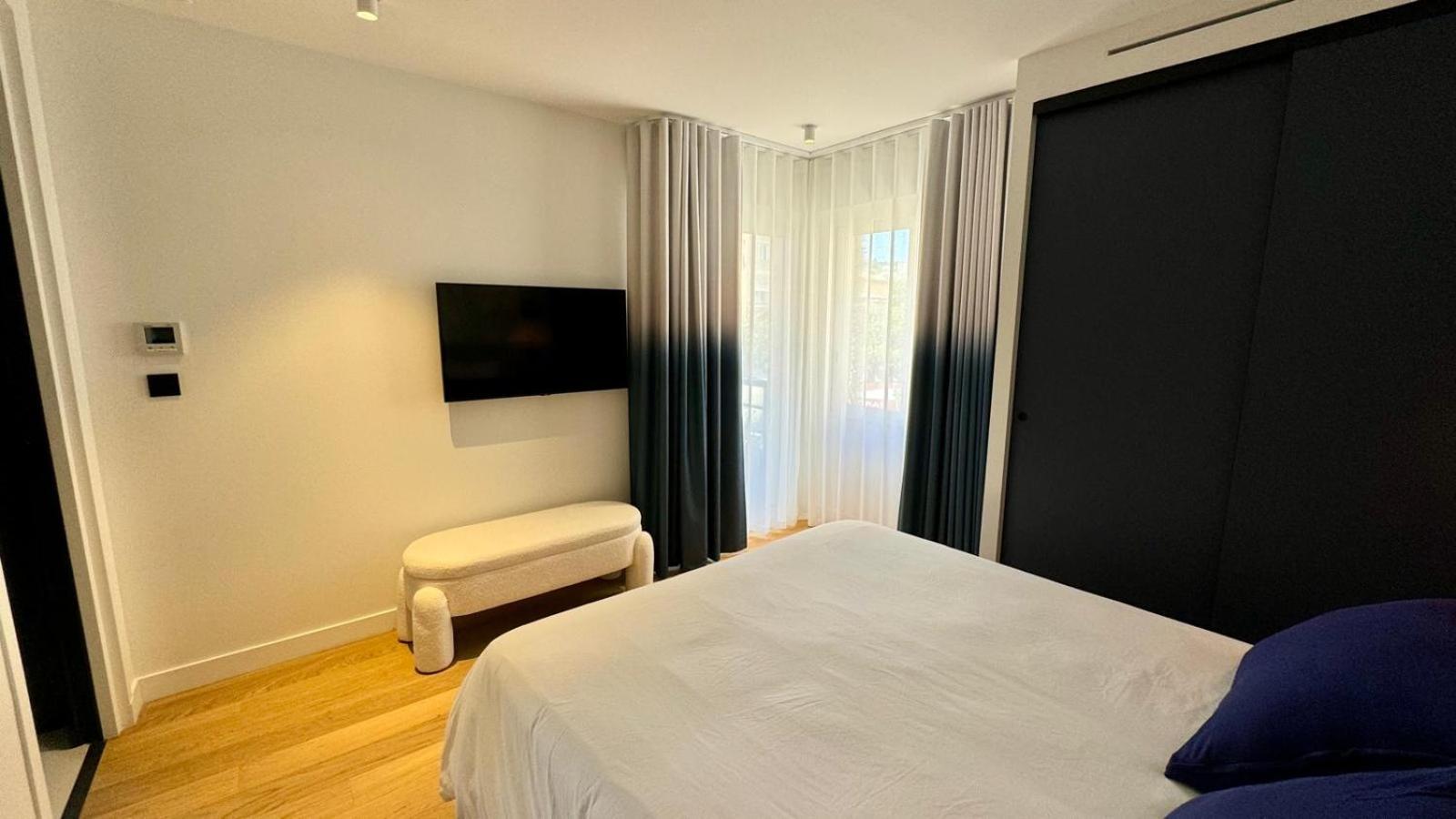 Appartement Luxueux Plein Centre De Cavalaire A 2Mn De La Plage Exterior foto