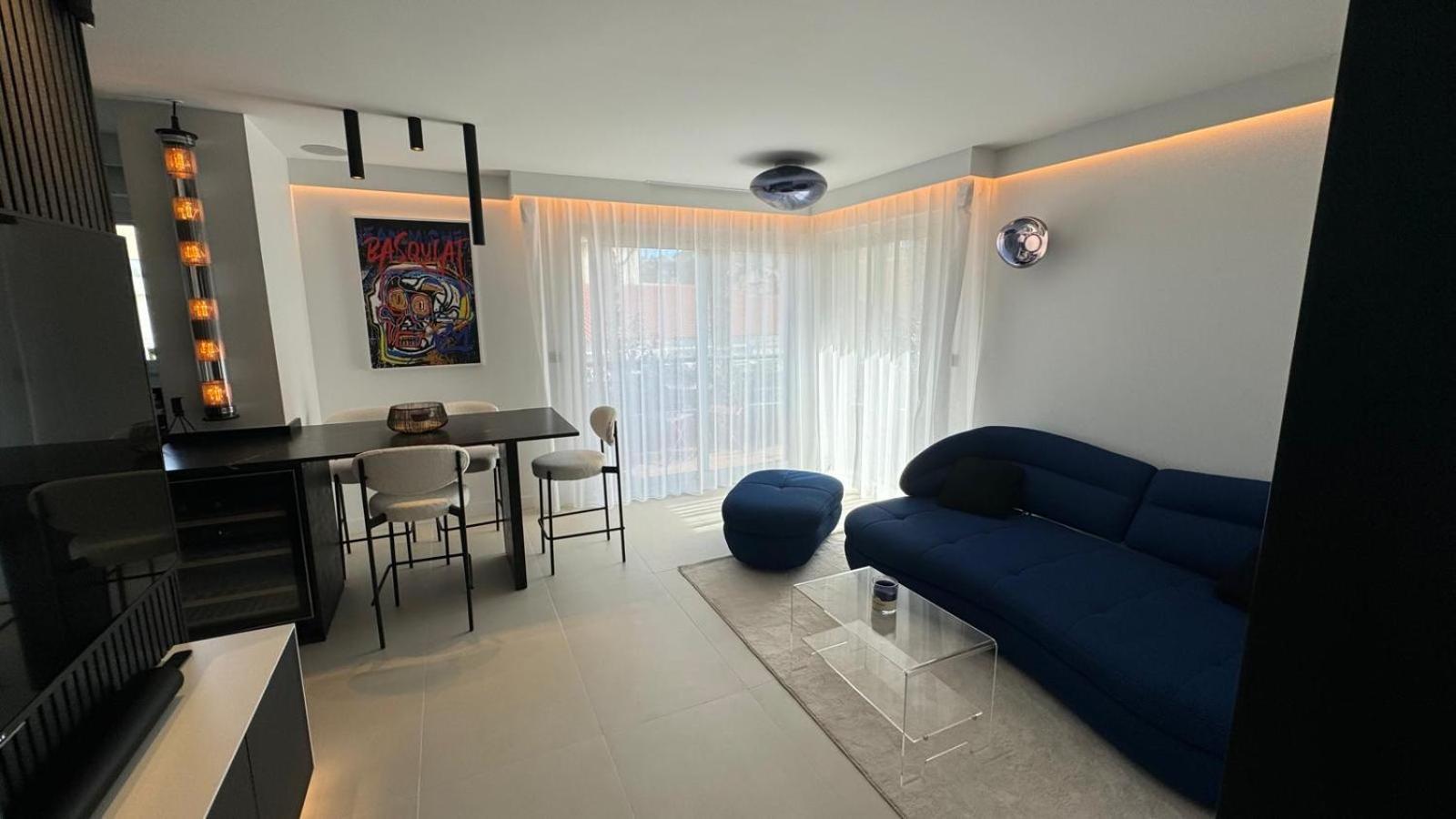 Appartement Luxueux Plein Centre De Cavalaire A 2Mn De La Plage Exterior foto