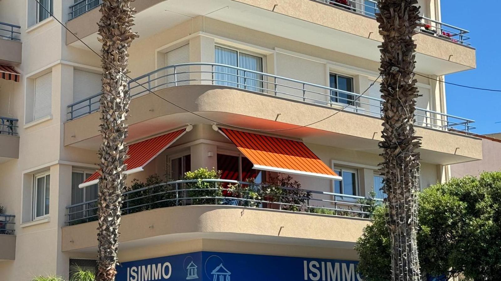 Appartement Luxueux Plein Centre De Cavalaire A 2Mn De La Plage Exterior foto